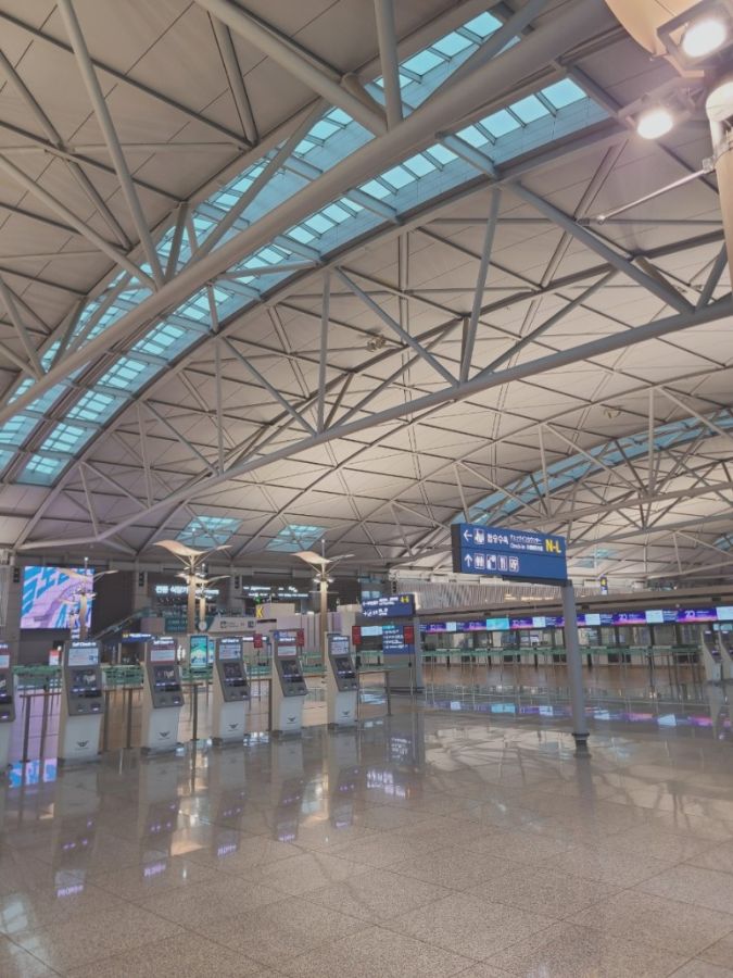 텅 빈 인천공항