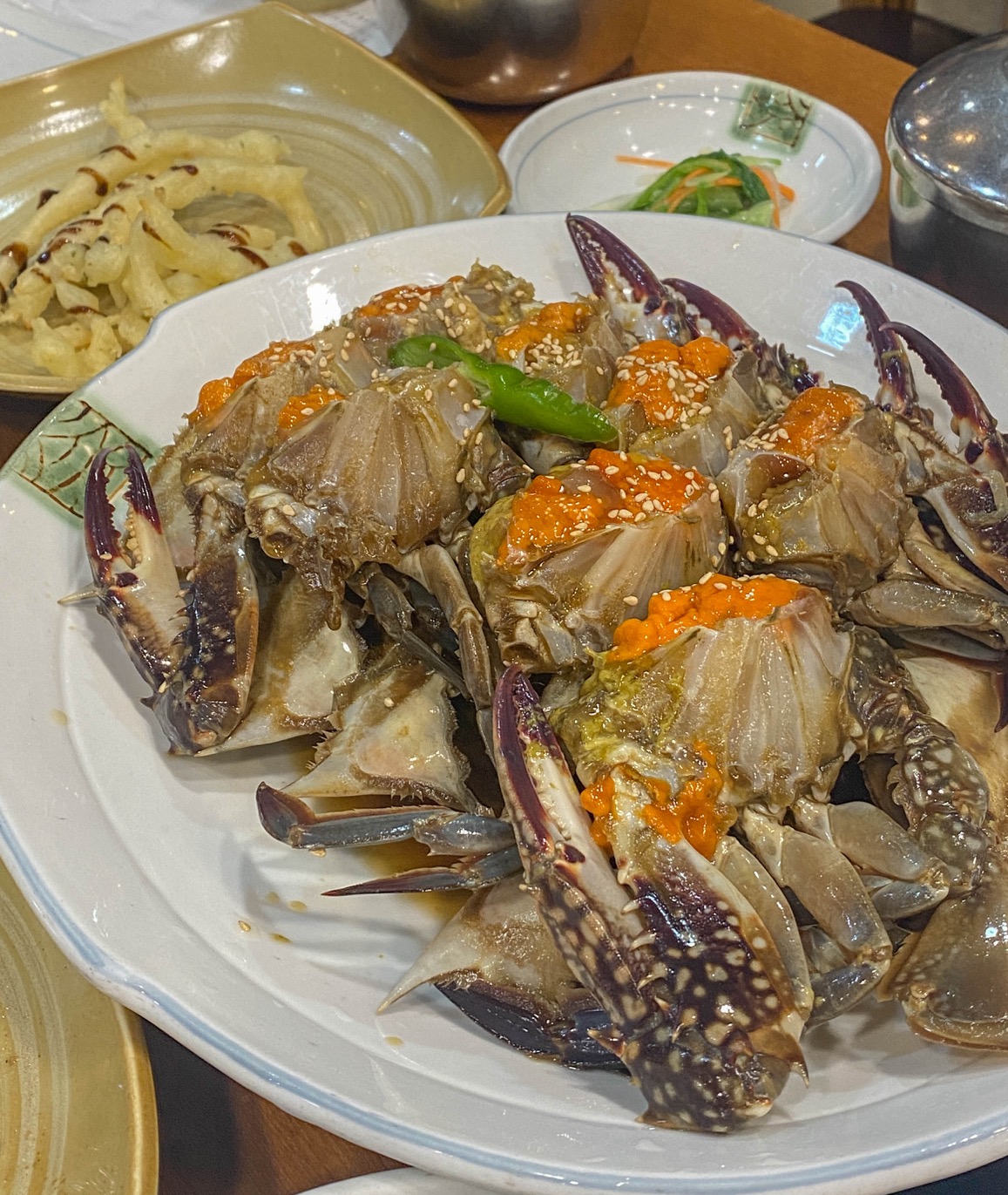 알이 꽉 찬 간장게장